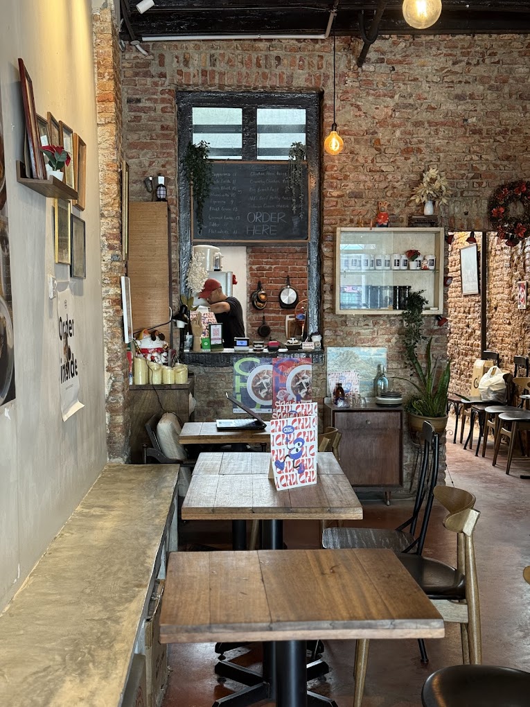 chucafe8 interior